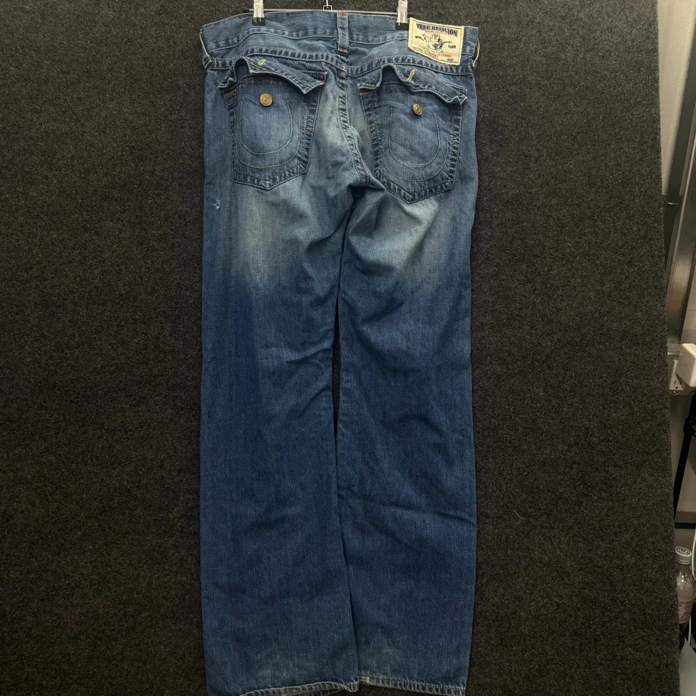 True Religion Vintage Straight Medium Wash Flap Pocket Jeans Size 36 Y2K Denim